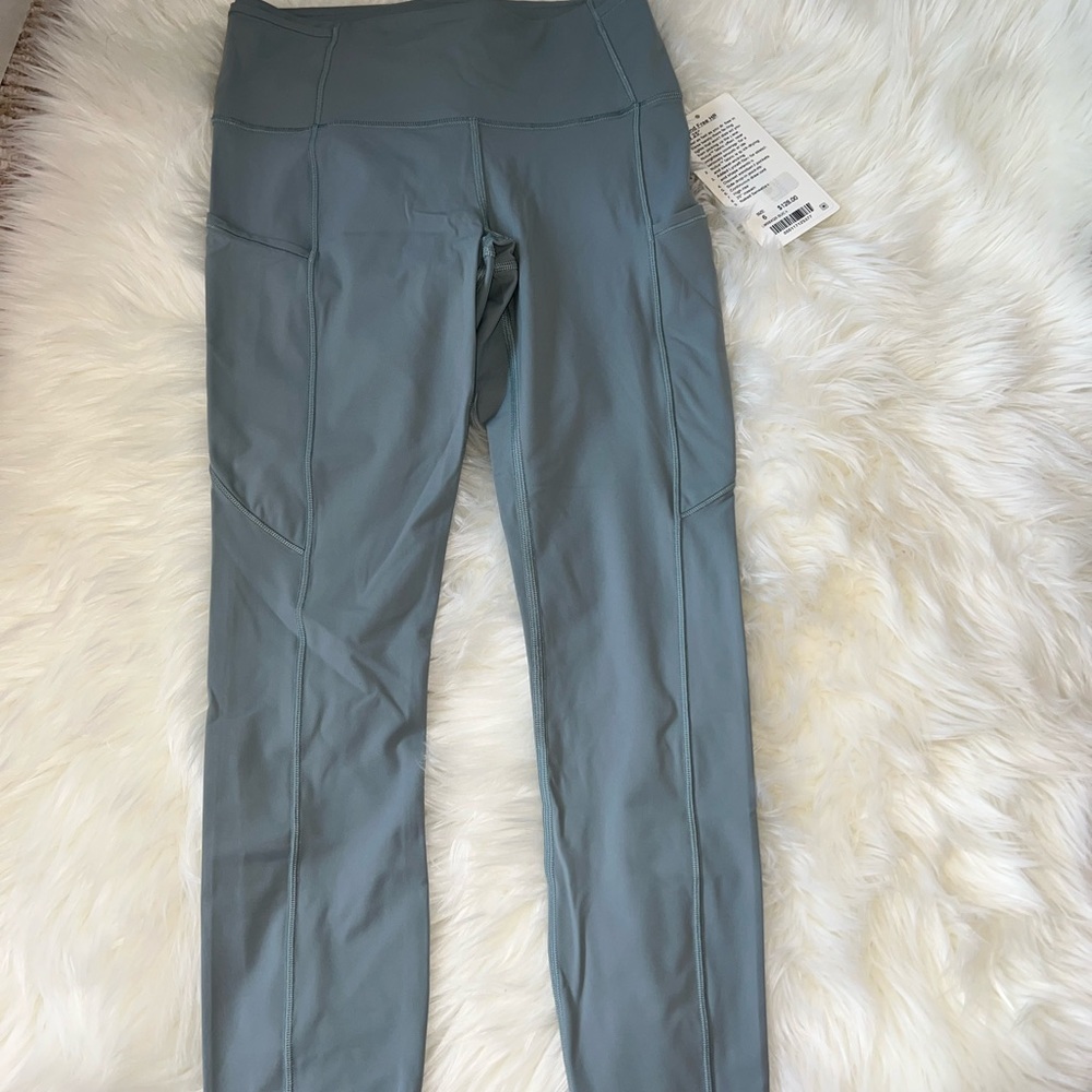 Fast and free HR tight 25” size 6